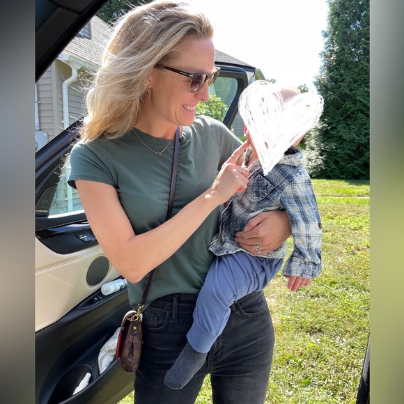 Meet your Posher, Ana - Picture 2 of 10